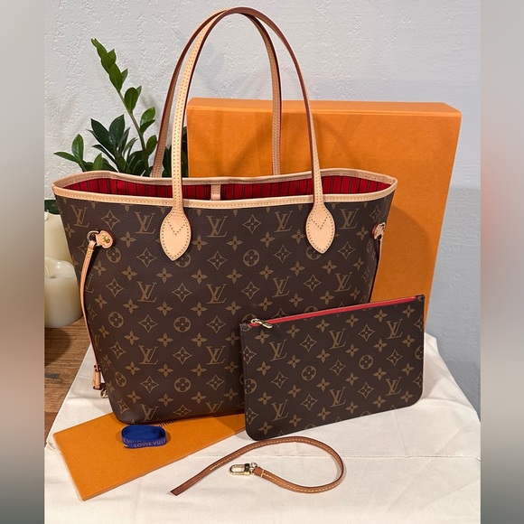 Louis Vuitton Classic Neverfull MM Brown Monogram Tote with Cherry Interior - Picture 1 of 16